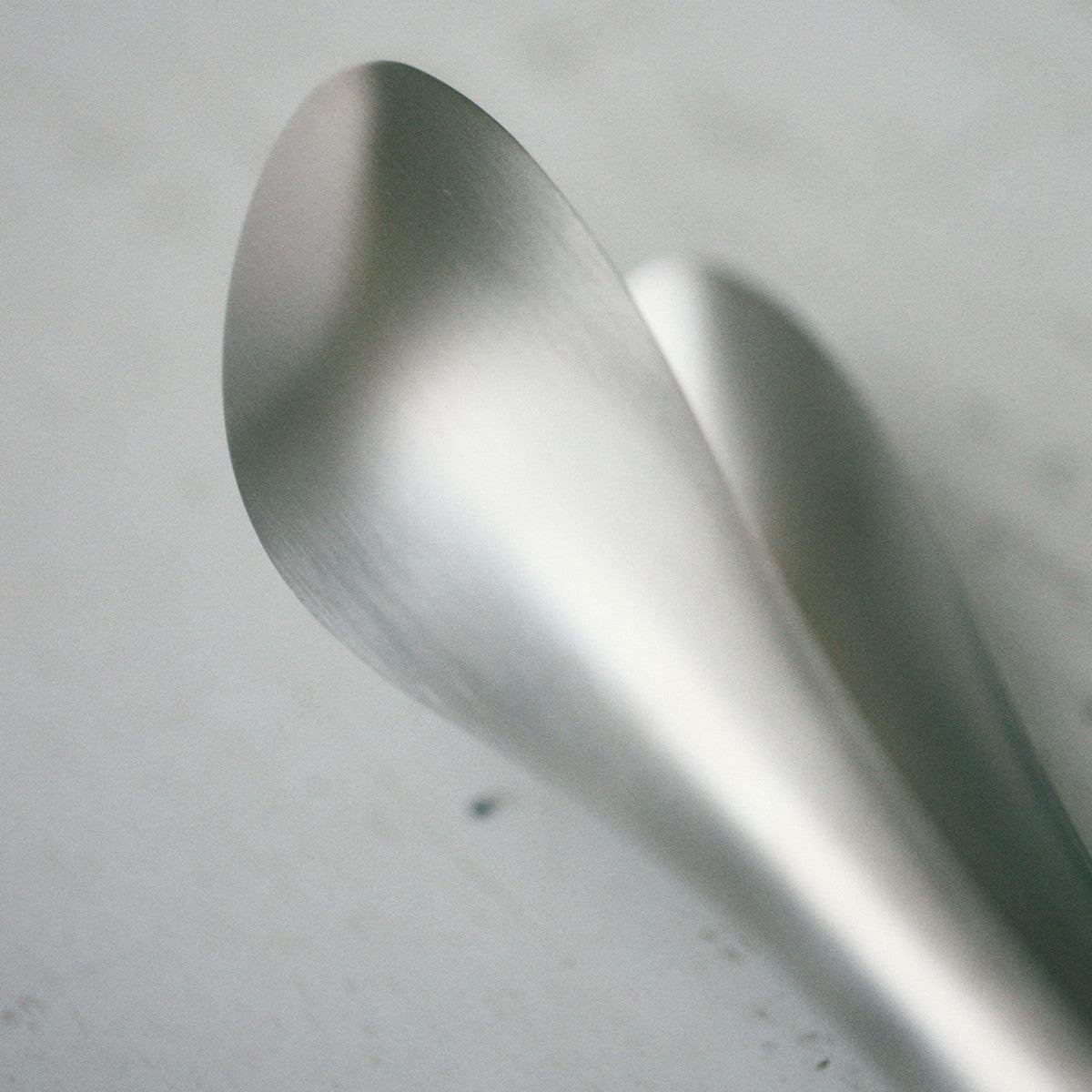 Sori Yanagi Designer Stainless Steel Tongs 22cm - Image 3