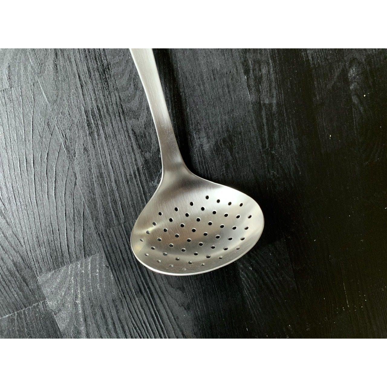 Sori Yanagi Stainless Steel Skimmer Spoon 298mm - Image 2