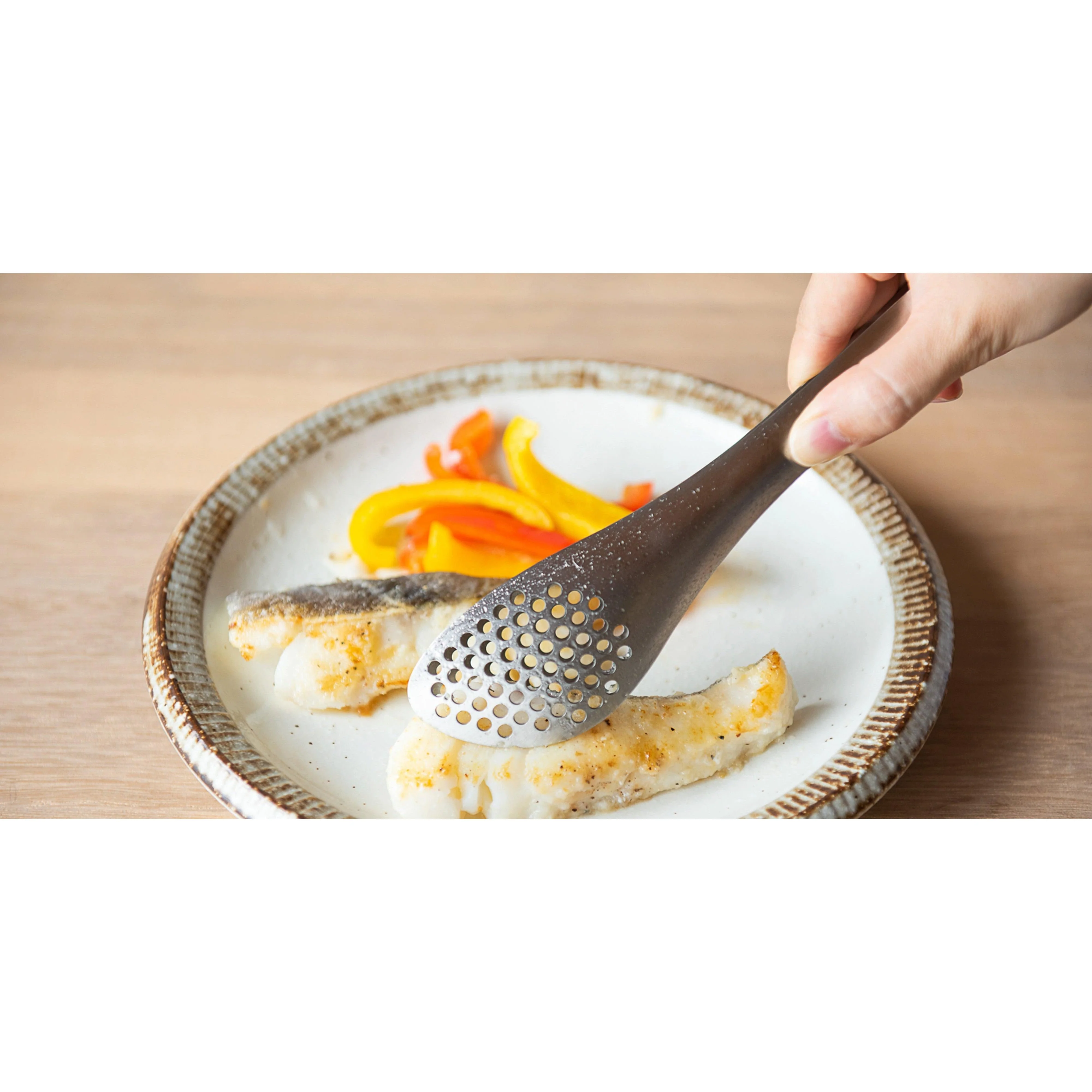 Sori Yanagi Stainless Steel Slotted Kitchen Tongs Dishwasher Safe - Image 5