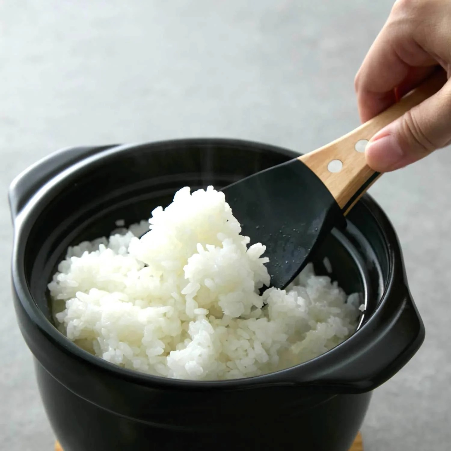 Stylish Non-Stick Rice Spoon Scoop With Wood Handle 20cm - Image 3