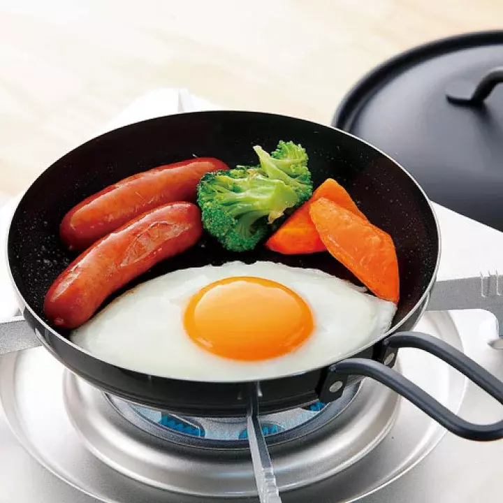 Summit Mini Fry Pan Small Cast Iron Frying Pan With Lid 16cm - Image 2