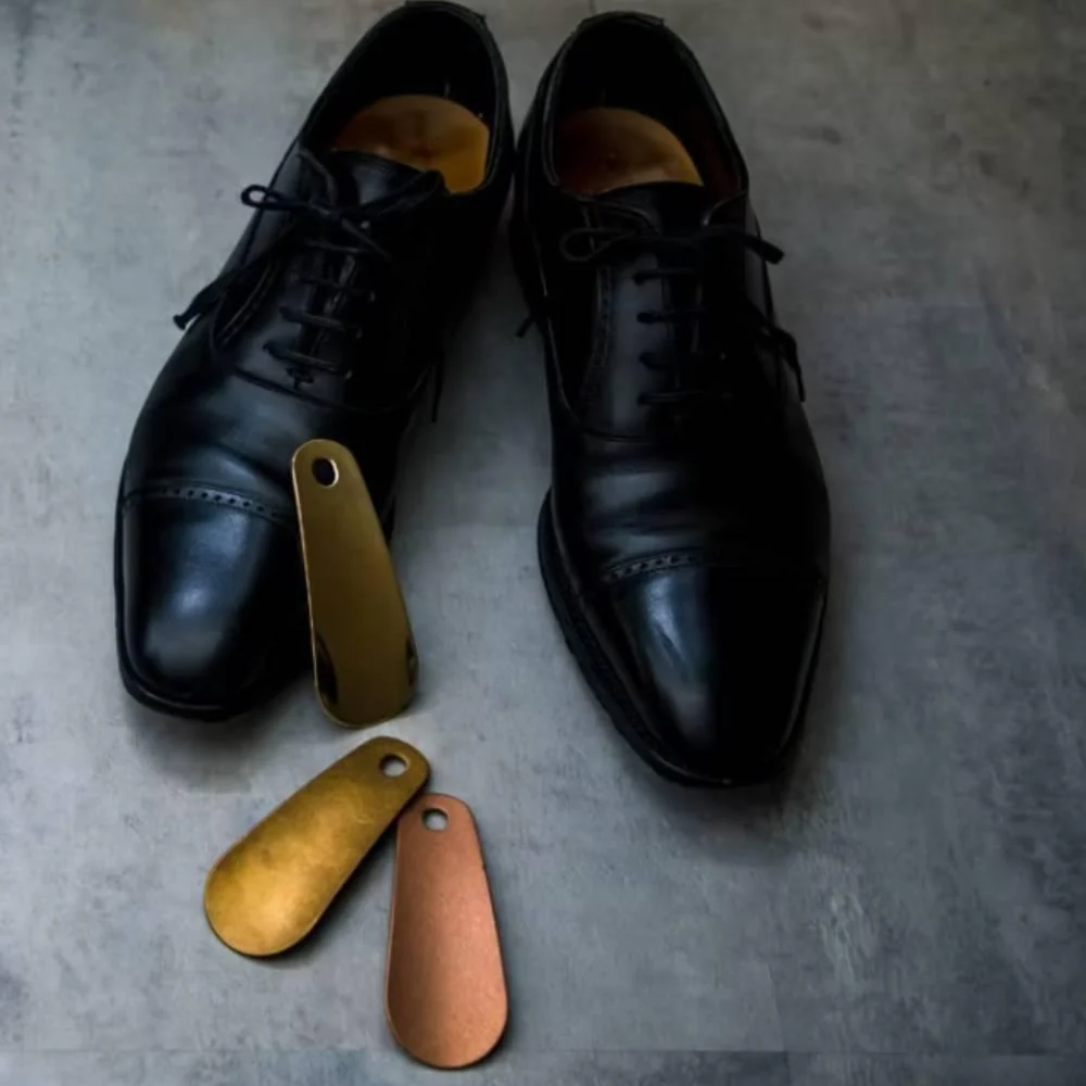 Tanabe Brass Shoehorn Textured & Matte Finish With Gift Box - Image 5
