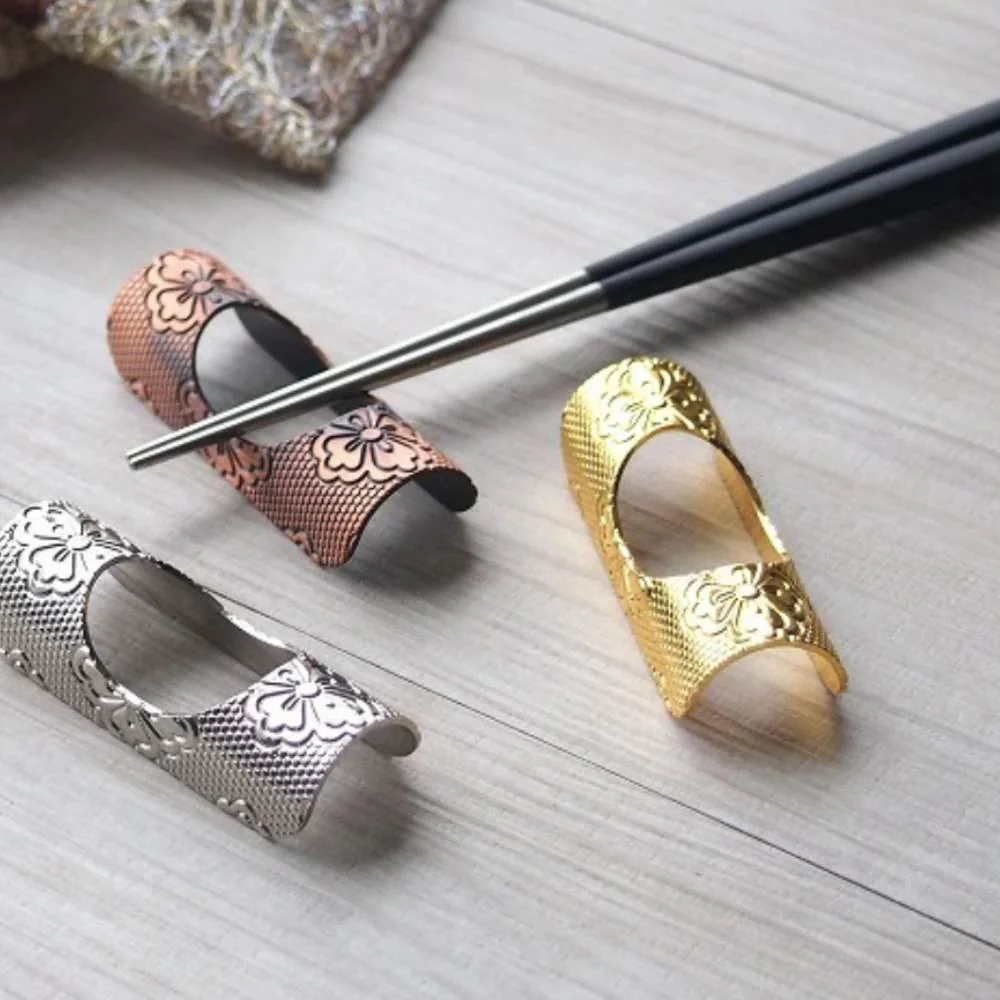 Tanabe Elegant Bronze Chopstick Rest With Traditional Pattern - Image 2