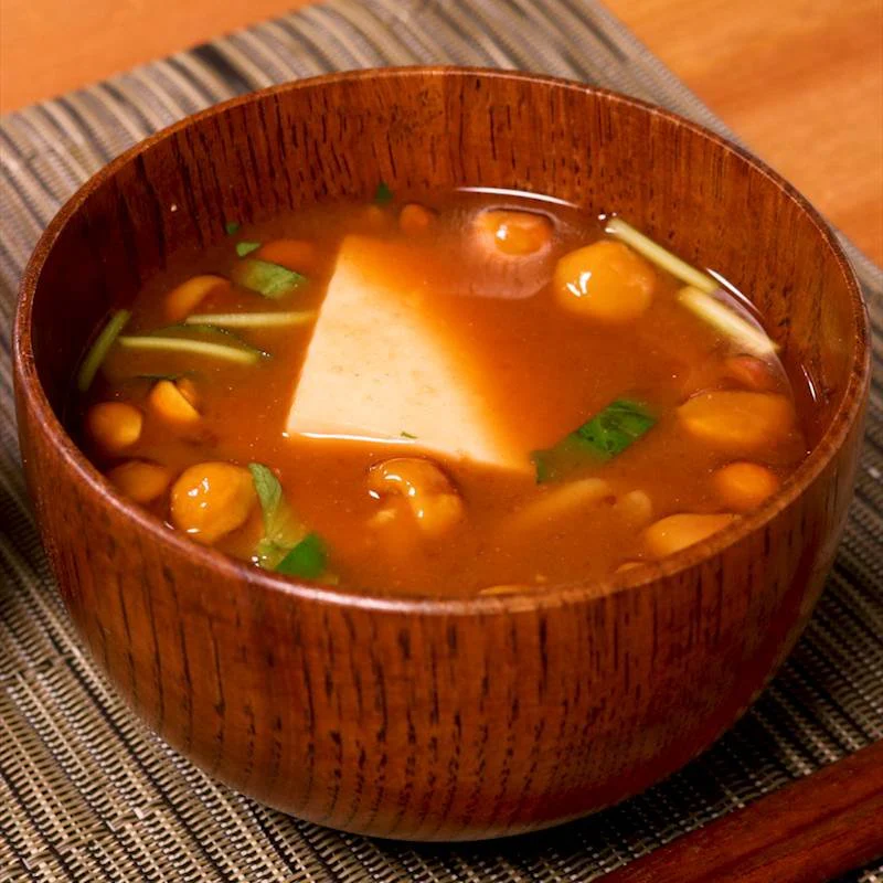 Tomoe Hokkaido Red Miso Paste Natural Gluten-Free Aka Miso 750g - Image 3