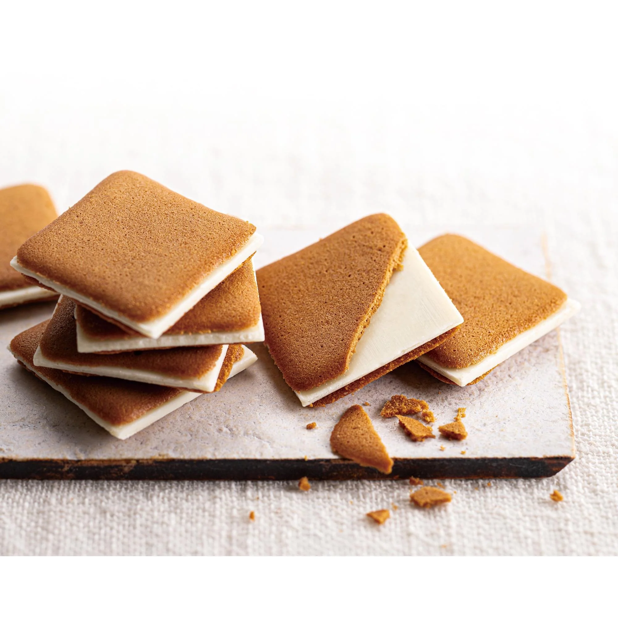Ujien Langue de Chat White Chocolate Chestnut Sandwich Cookies 12 ct. - Image 3