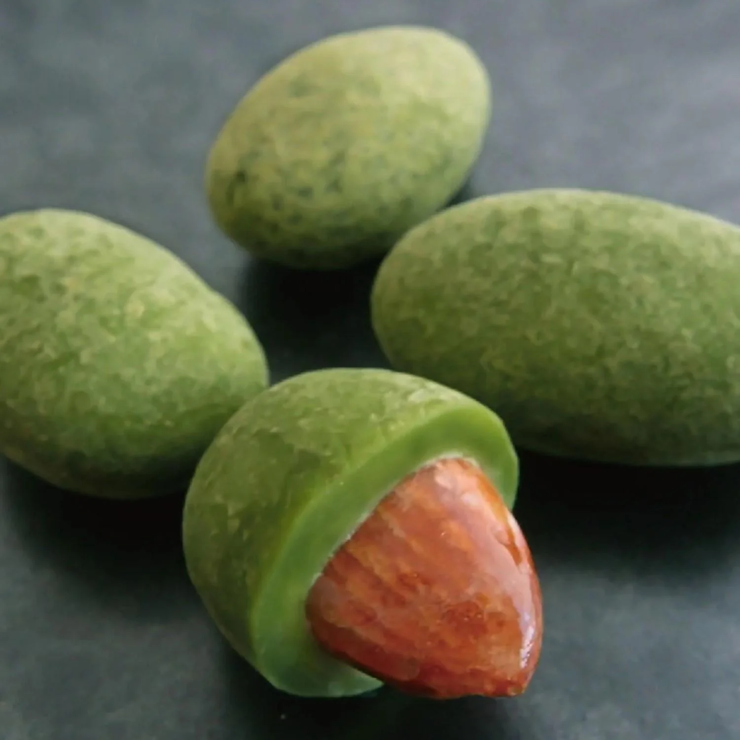Ujien Premium Matcha Tiramisu Chocolate Coated Almonds 140g - Image 3