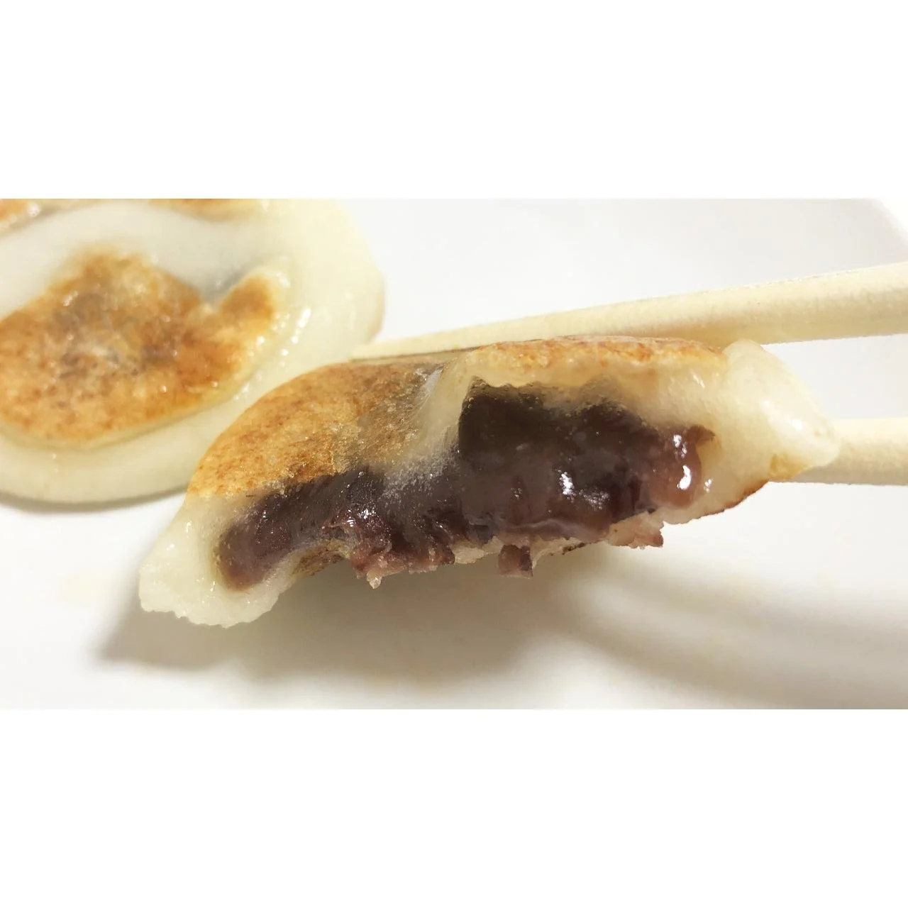 Usagimochi Azuki Bean Paste Filled Dried Mochi Snack 90g - Image 5