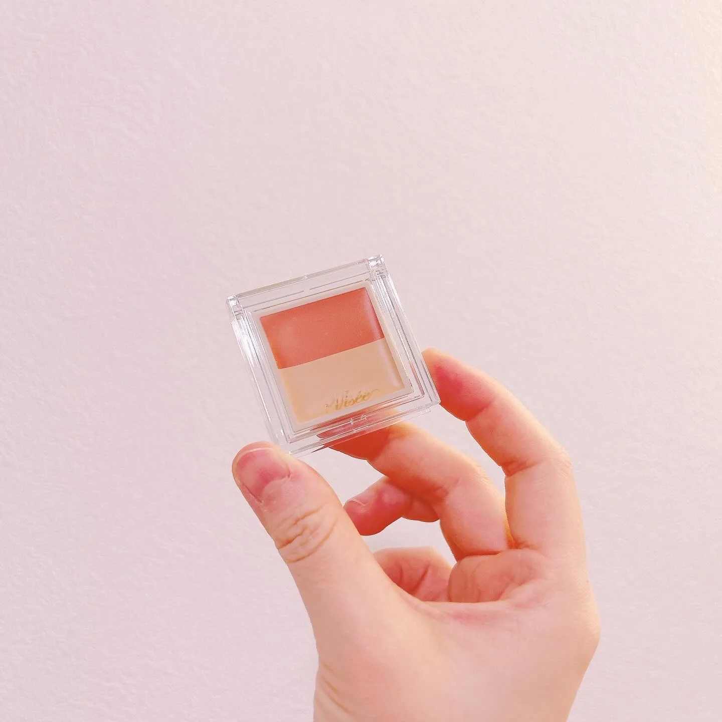 Visee Red Trick Eye Concealer Dark Circles Color Corrector 1.7g - Image 4