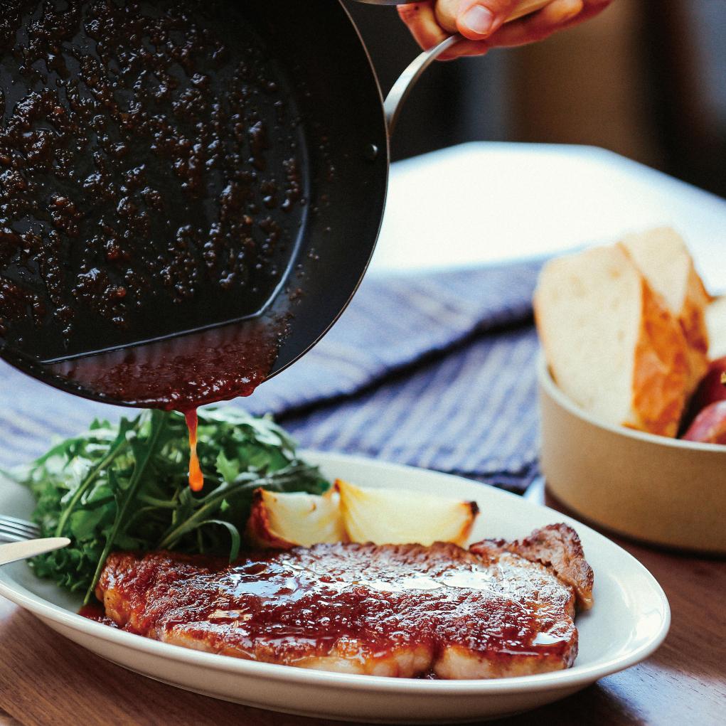 Wahei Enzo Non-Stick Carbon Steel Induction Frying Pan (2mm Thick) - Image 4