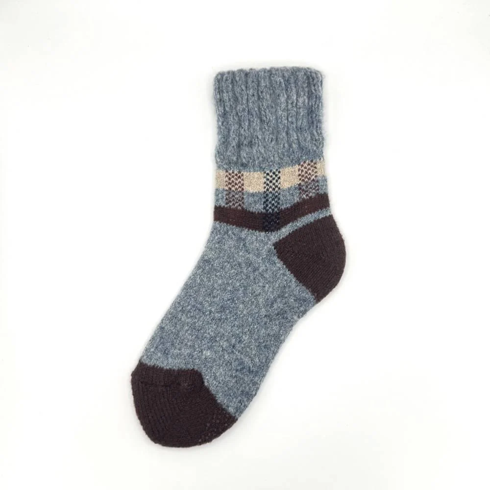Winter Wool Thick Crew Socks Gray Checkered Warm Socks - Image 4