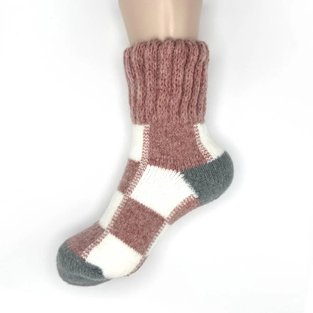 Winter Wool Thick Crew Socks Pink Checkered Warm Socks - Image 2