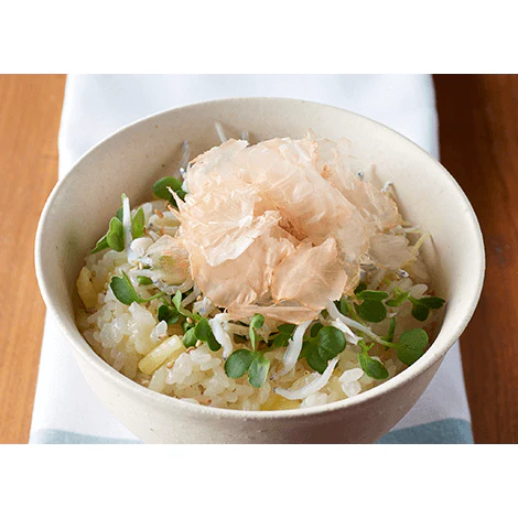Yamaki Thinly Shaved Katsuobushi Fluffy Dried Bonito Flakes 15g - Image 4