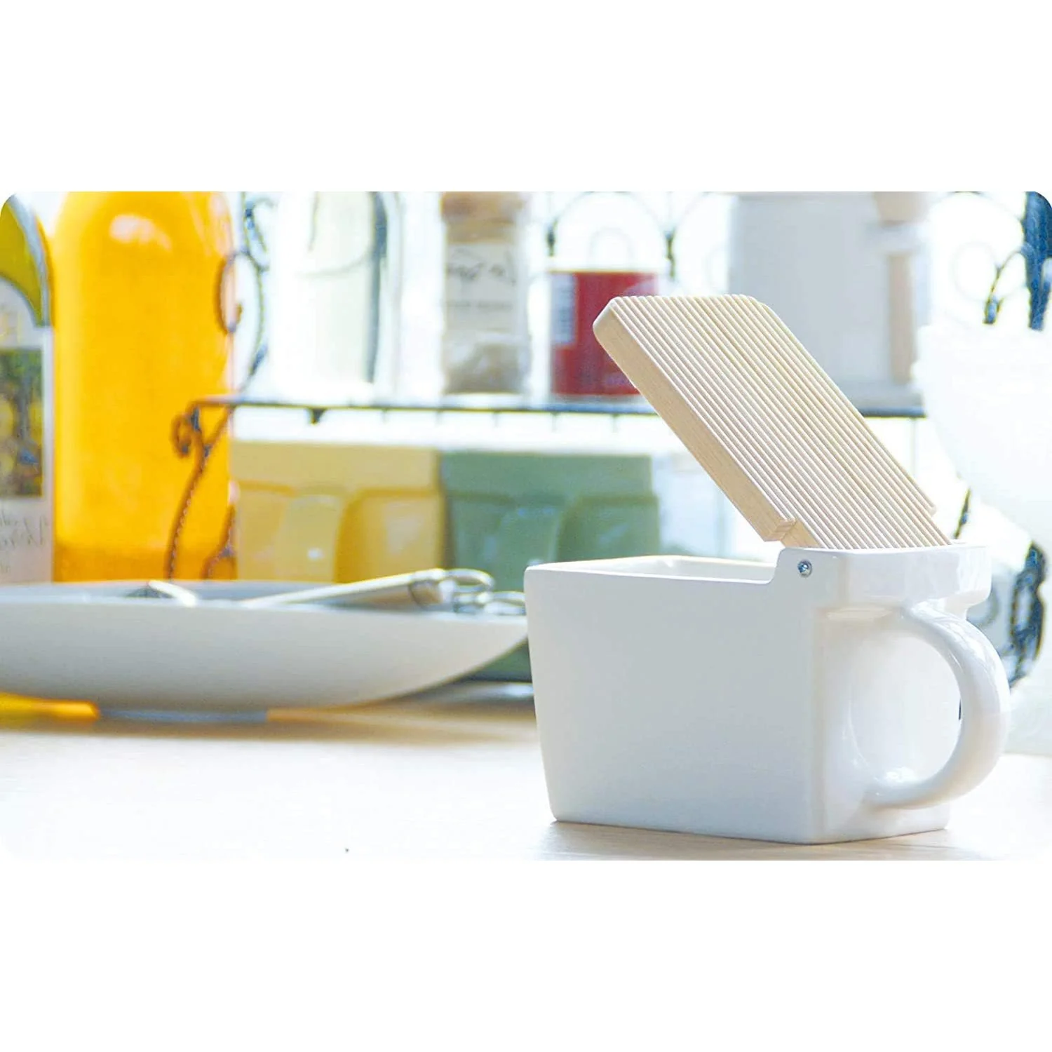 Zero Japan Salt Box Ceramic Kitchen Container White 420ml - Image 2